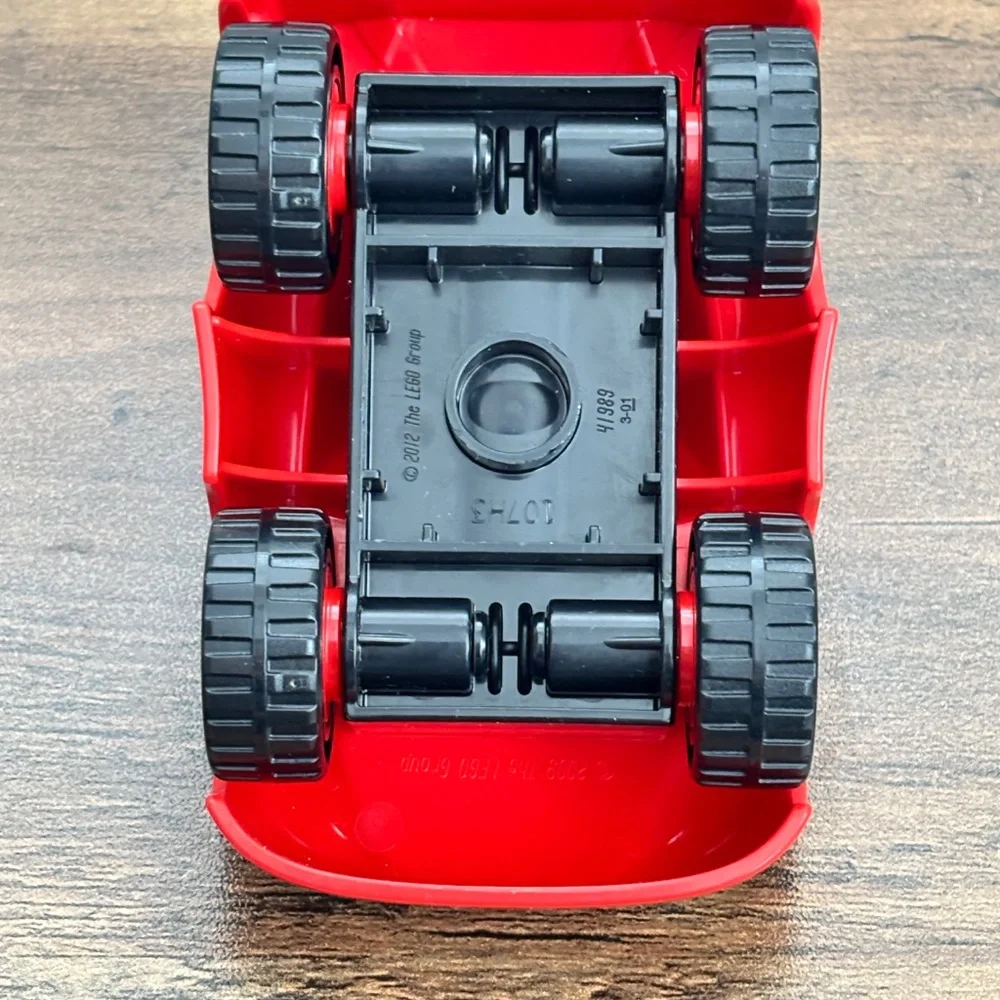 DISNEY Pixar Lego Duplo LIGHTNING MCQUEEN Red Toy #95 Cars Movie 10996 2012 EUC